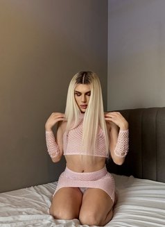 Hot Russian Valentina🇷🇺 - Transsexual escort in Paris Photo 15 of 22