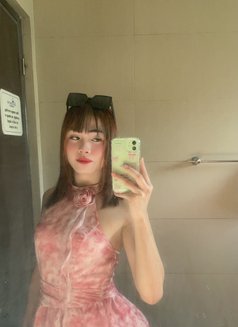 Hot Sam - Acompañantes transexual in Makati City Photo 4 of 5