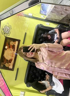 Hot Samantha - Transsexual escort in Makati City Photo 21 of 27