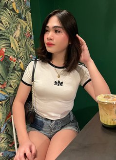 Hot Samantha - Transsexual escort in Makati City Photo 29 of 30