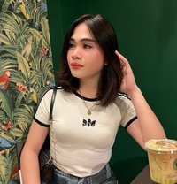 Hot Samantha - Transsexual escort in Makati City