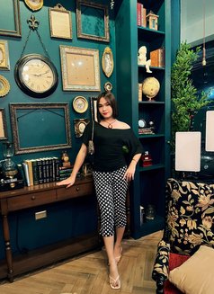 Hot Samantha - Transsexual escort in Makati City Photo 12 of 13