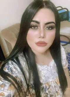 Hot Sarah - escort in Muscat Photo 3 of 5