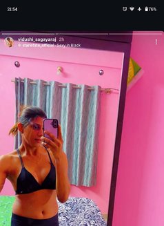 Hot Sexy Big Banana Mallu Shemale Ladybo - Transsexual escort in Bangalore Photo 4 of 11