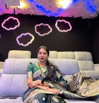 Hot sexy cd - Transsexual escort in Hyderabad