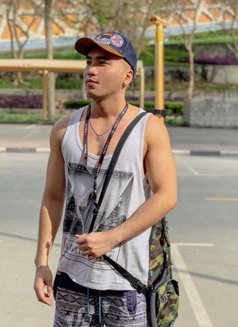 Hot Sexy HornyHunk Wild Hardcore VersTop - Male escort in Dubai Photo 21 of 24