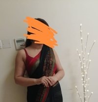 Hot & Sexy Indian Milf - escort in Dubai