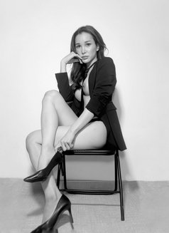My name is indi ladyboy in Khalifa city - masseuse in Abu Dhabi Photo 4 of 21