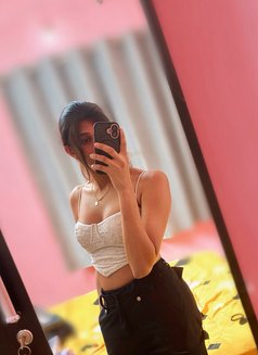 Hot Top Shemale ladyboy with big tool - Acompañantes transexual in Bangalore Photo 13 of 14