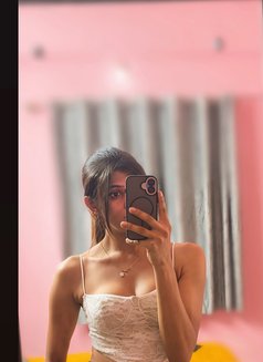 Hot Top Shemale ladyboy with big tool - Acompañantes transexual in Bangalore Photo 14 of 14