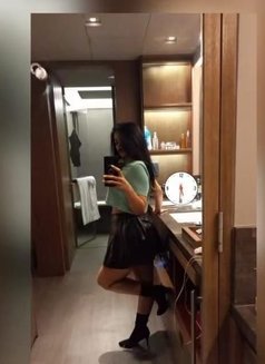 naughty, horny indo girl ur wild dreams - puta in Hong Kong Photo 3 of 4