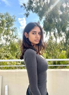 Hot Sexy Tamil Affordable Girls - puta in Chennai Photo 2 of 4