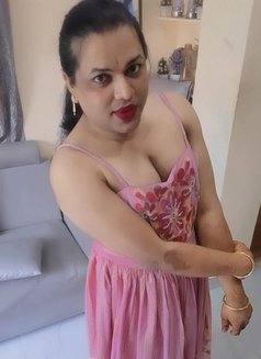 Hot Shemale Hamsha - Acompañantes transexual in Hyderabad Photo 1 of 4