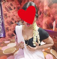 Hot shemale providing unlimited sex - Transsexual escort in Chennai
