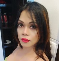 Hot Shemale Zeenat - Transsexual escort in New Delhi