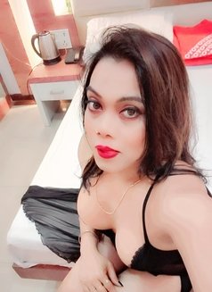 Hot Shemale Zeenat - Transsexual escort in Kolkata Photo 25 of 30