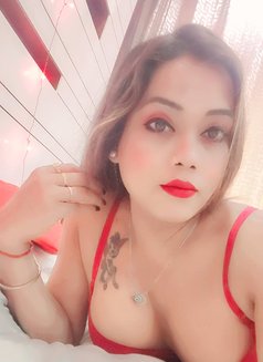 Hot Shemale Zeenat - Transsexual escort in Kolkata Photo 29 of 30