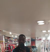 Hot Shot - Male companion in Nairobi