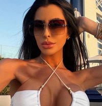 Hot Sizzling Party Mama - escort in Hong Kong