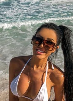 Hot Sizzling Party Mama - escort in Hong Kong Photo 2 of 11