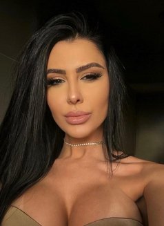 Hot Sizzling Party Mama - escort in Hong Kong Photo 4 of 11