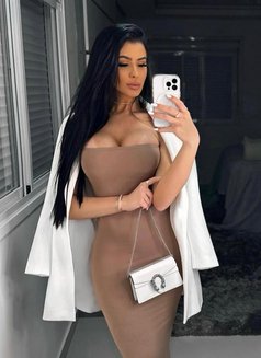 Hot Sizzling Party Mama - escort in Hong Kong Photo 8 of 11