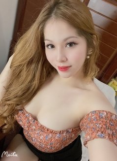 HOT SLIM YOUNG 22yrs old - Acompañante transexual in Taipei Photo 7 of 18