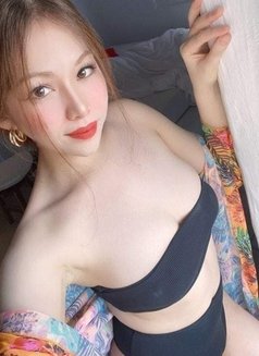 HOT SLIM YOUNG 22yrs old - Acompañante transexual in Taipei Photo 8 of 18