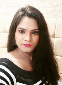 Hot Smita Available - masseuse in Hyderabad Photo 2 of 2