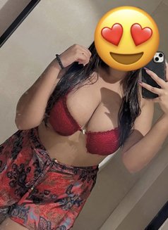 🥀 HOT SOCIAL MEDIA INFLUENCER 🥀 - escort in Hyderabad Photo 5 of 11