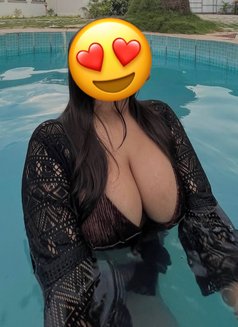 🥀 HOT SOCIAL MEDIA INFLUENCER 🥀 - escort in Hyderabad Photo 7 of 11