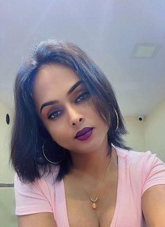 Hot Soniya - Transsexual escort in Ahmedabad Photo 15 of 16