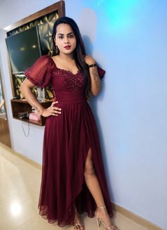 Hot Soniya - Transsexual escort in Vadodara Photo 1 of 4