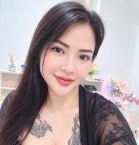 🪨⛰️Hot stone massage[Good massage in bo - escort in Muscat Photo 15 of 18