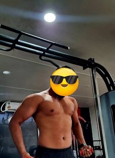 Body Sucker Monty69 free - Male escort in Mumbai Photo 1 of 1