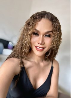 Hot top and bottom - Acompañantes transexual in Riyadh Photo 15 of 16