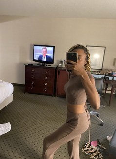 Hot Top Ts Taraki - Transsexual escort in Guangzhou Photo 10 of 14