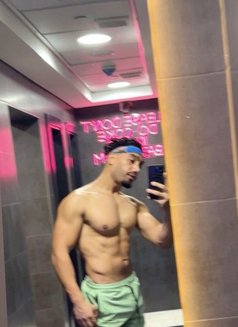 Hot Top1 - Male escort in Dubai Photo 3 of 3