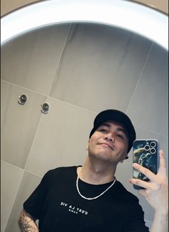 HOT TWINK TOP AND JOCK VERSE CREAM PIES - Male escort in Dubai Photo 17 of 17