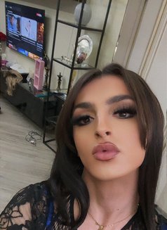 Jessica - Male escort in Baku Photo 7 of 9