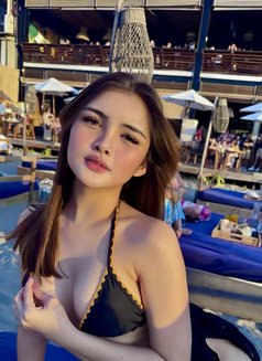 Hot Versa Nira - Transsexual escort in Hong Kong Photo 17 of 27