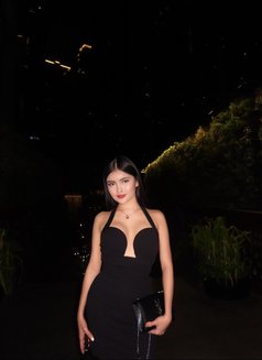 Hot Versa Nira - Transsexual escort in Manila Photo 28 of 30