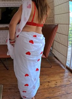 Hot Wife Kashish Singh - escort in Ahmedabad Photo 10 of 12