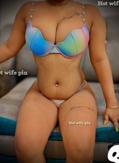 Hot Wife Piu - puta in Kolkata Photo 30 of 30