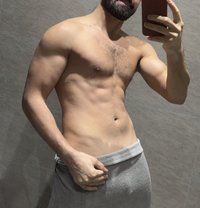 Hot xx - Male escort in Jeddah Photo 6 of 10