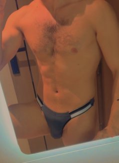 Hot xx - Male escort in Jeddah Photo 9 of 14