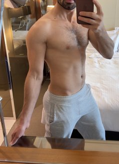 Hot xx - Acompañantes masculino in Jeddah Photo 8 of 10
