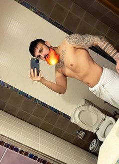 HoT XXL M@sage - Male escort in Al Manama Photo 4 of 22