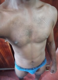 Hot Young Boy - Acompañantes masculino in Colombo Photo 1 of 6