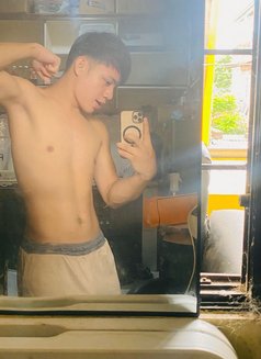 Hot Young Ezekiel - Male escort in Phitsanulok Photo 1 of 1